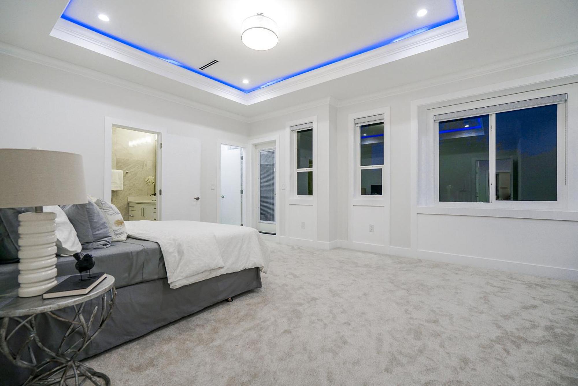 Sun Suite Surrey Bagian luar foto